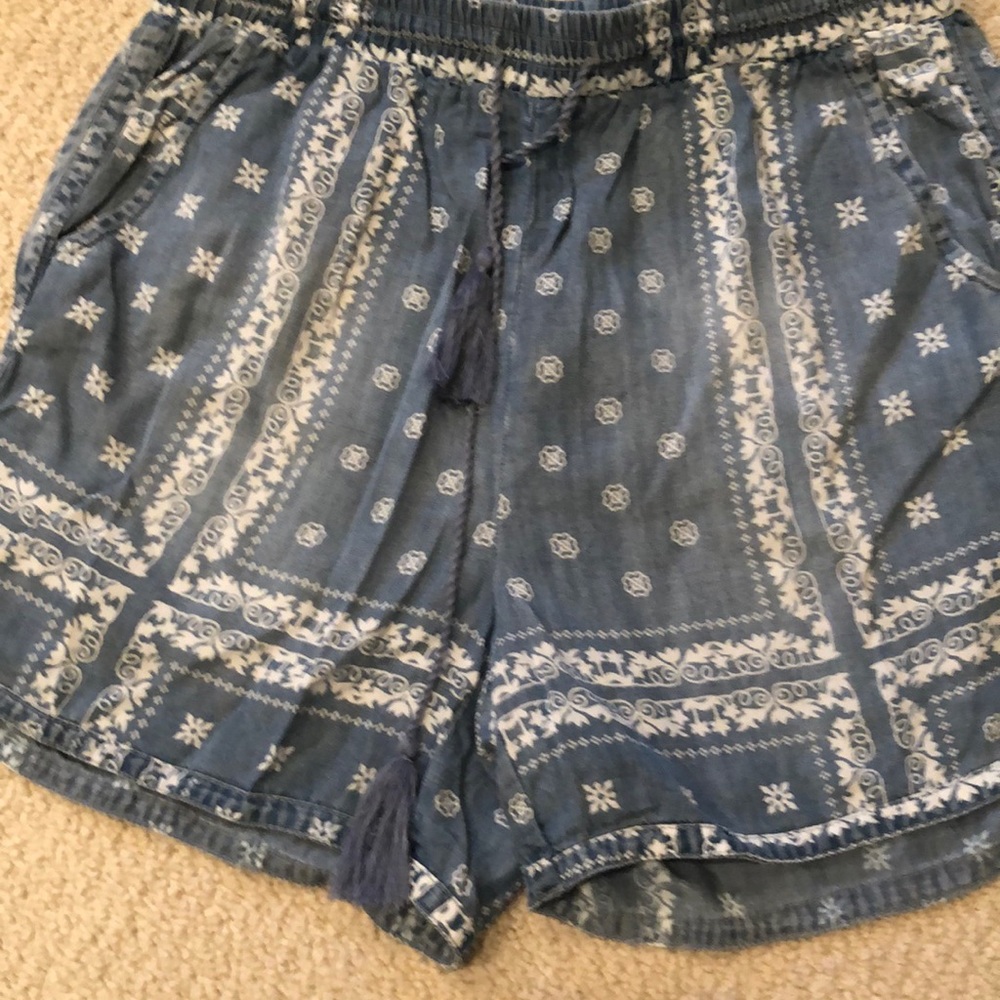 Bandana denim printed flowy shorts